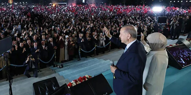 Emine Erdoğan'dan zafer mesajı