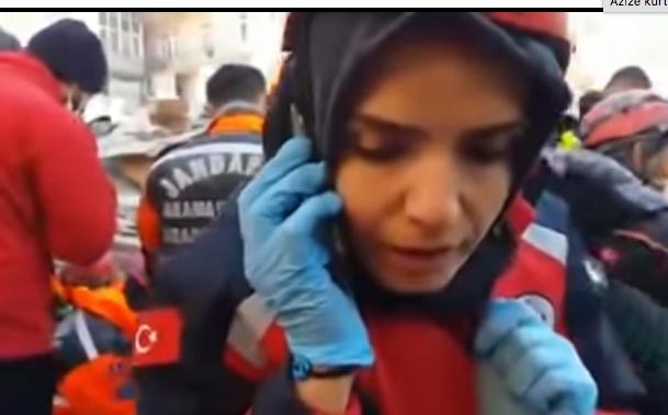 Emine Kuştepe kimdir? Azize ile konuşan kim?