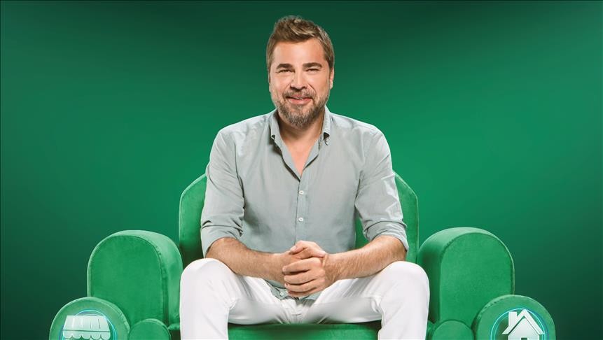 Eminevim’in yeni reklam yüzü Engin Altan Düzyatan
