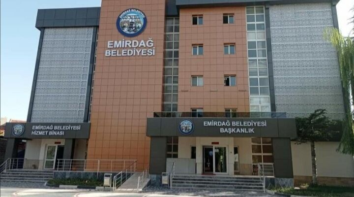 Emirdağ Belediyesi onlarca arsasını satışa çıkardı