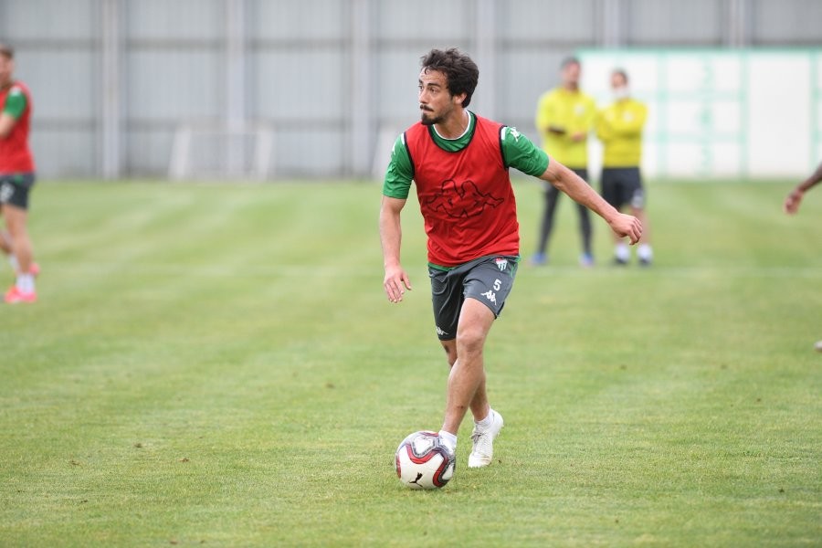 Emirhan Aydoğan hırs küpü 