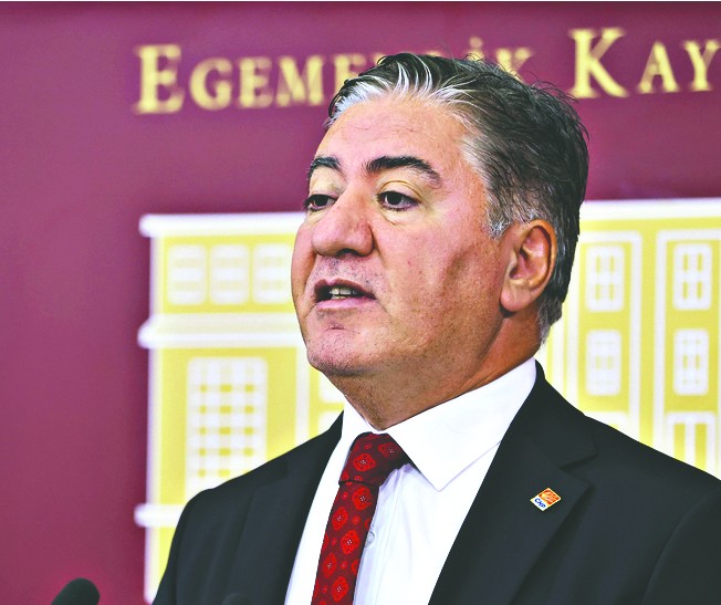 Emir’in yüksek lisansı da şaibeli çıktı