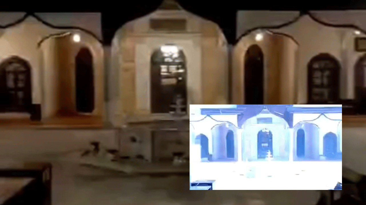 Emirsultan Camii’ne yıldırım düştü