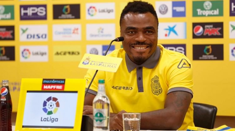 Emmanuel Emenike imzayı attı!