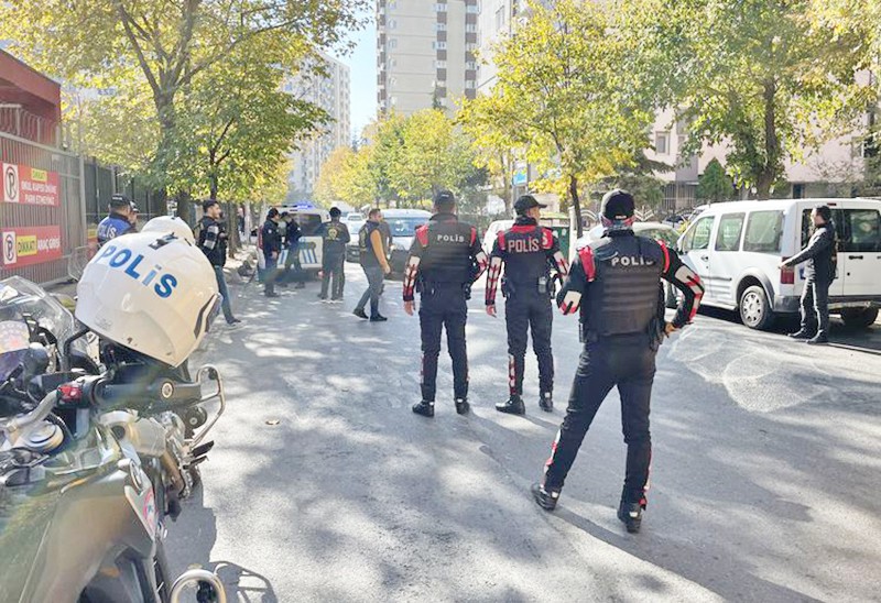 Emniyet açıkladı: Okullar abluka altında