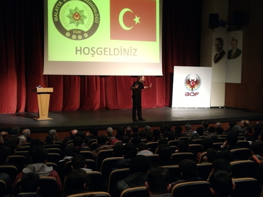 Emniyet Başmüfettişi Sula’nın konferansı ilgi gördü 