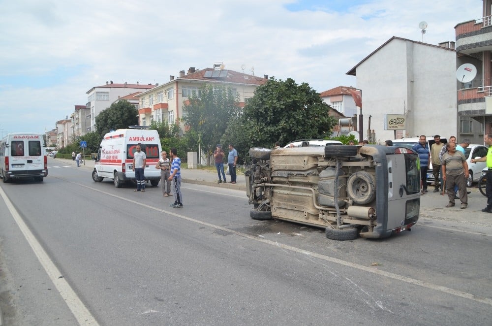 Emniyet kemeri sayesinde burnu bile kanamadı 