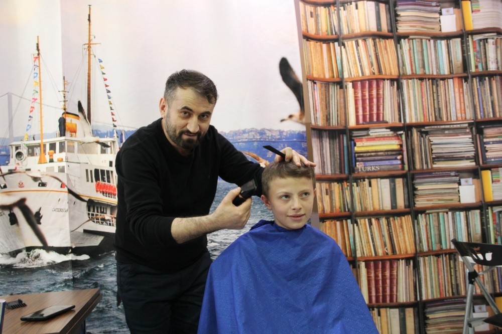 Emniyet Müdürlüğü, 80 öğrencinin kişisel bakımlarını yaptı 