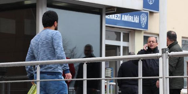 Emniyet Müdürlüğü önünde kendisini yakmak istedi
