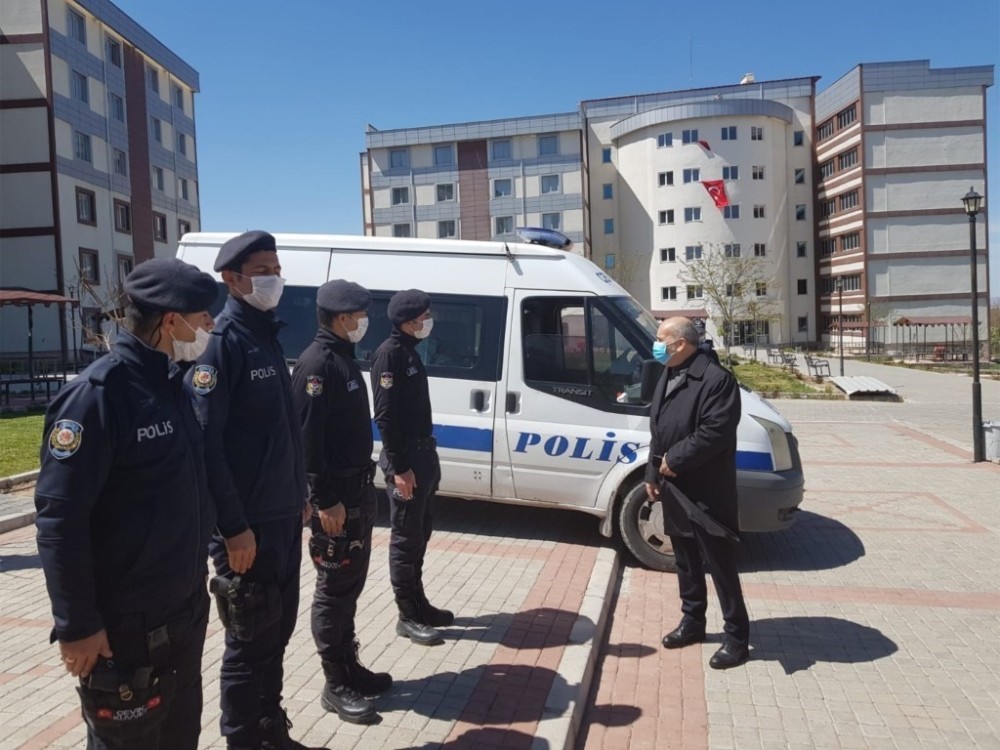 Emniyet Müdürü Artunay, yol kontrol noktalarını inceledi 