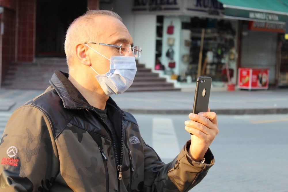 Emniyet Müdürü Kaya, korona virüs testi pozitif çıkan polislerle görüştü 