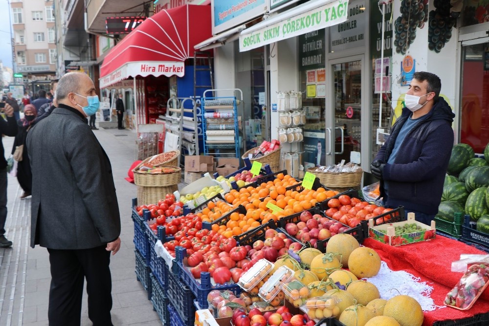 Emniyet Müdürü korona virüs tedbirlerine karşı esnaf ve vatandaşları denetledi 