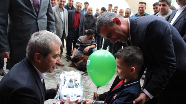 DBP'li Başkanın oğluna manidar hediye!