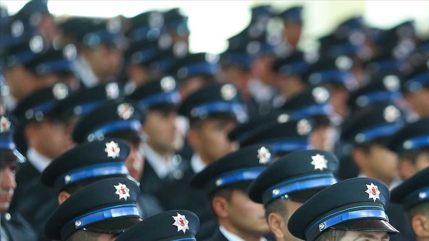 Emniyet teşkilatına 2000 komiser yardımcısı ve 500 kadın özel harekat polisi alınacak