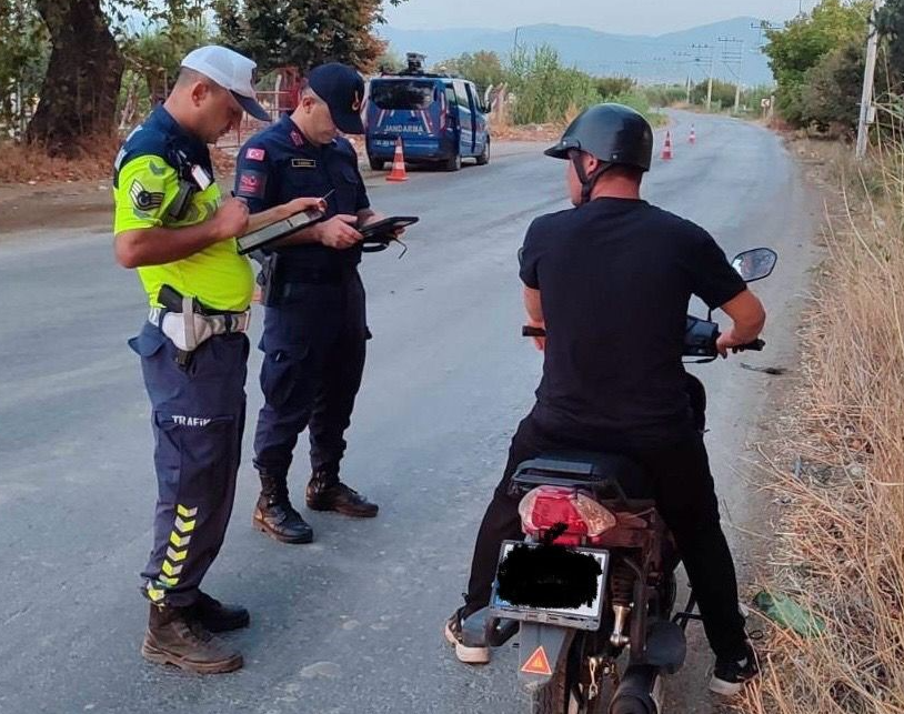  Emniyet ve jandarmadan motosikletlilere sıkı denetim