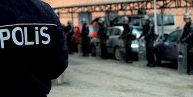 Emniyette dev FETÖ operasyonu: 12 bin 801 polis açığa alındı
