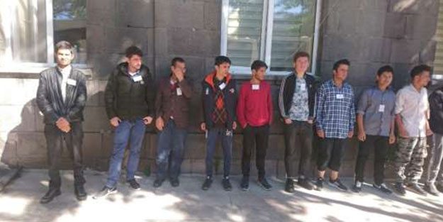 Emniyet'ten çeşitli adreslere operasyon! 56 kişi yakalandı