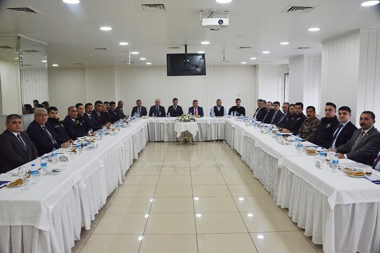 Emniyetten huzur ve güven toplantısı 