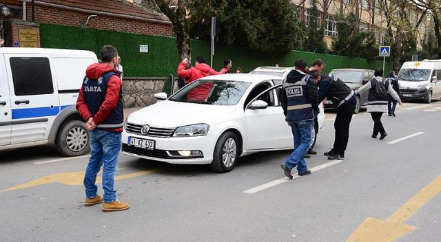 Emniyetten okulların çevresinde denetim