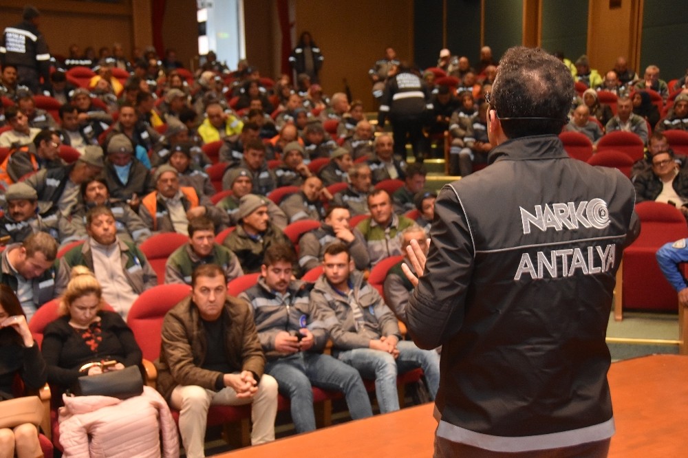 Emniyetten temizlik personeline seminer 