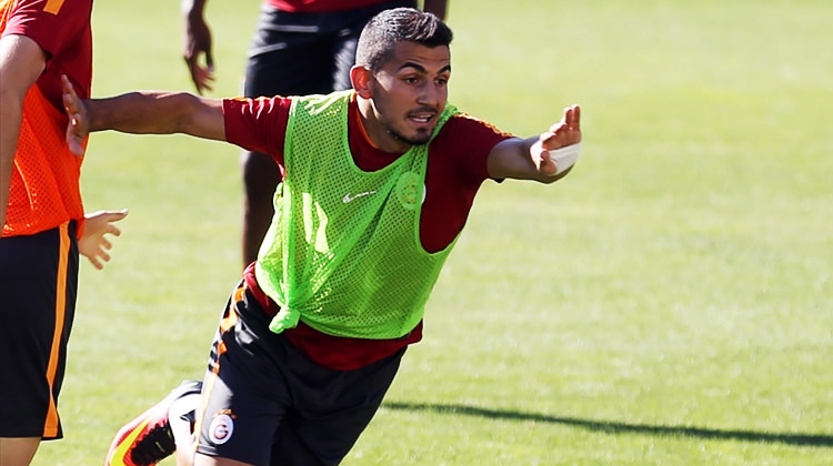 Emrah Başsan Galatasaray'dan ayrılıyor!