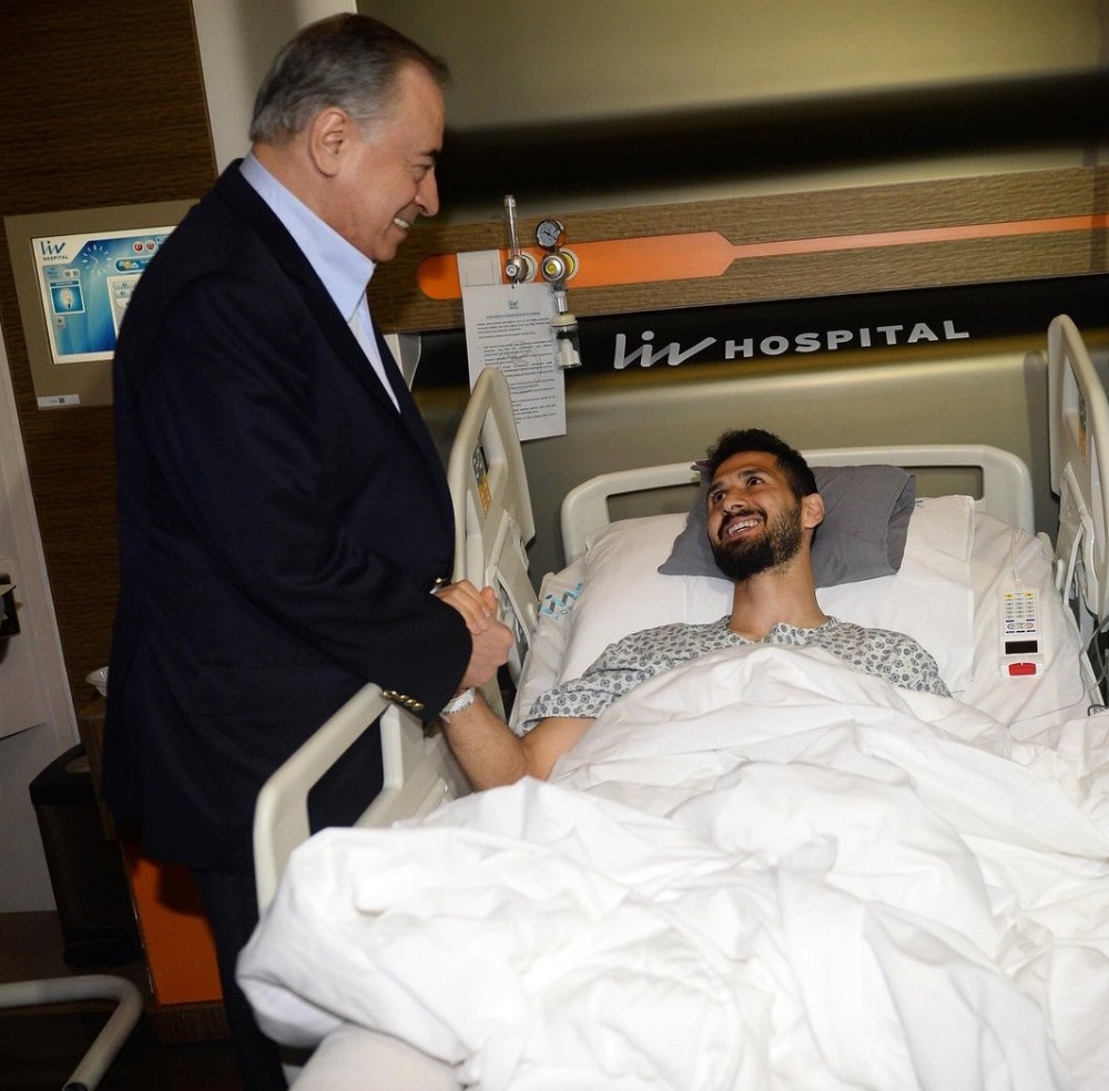 Emre Akbaba’nın dönüş tarihi belirsiz 
