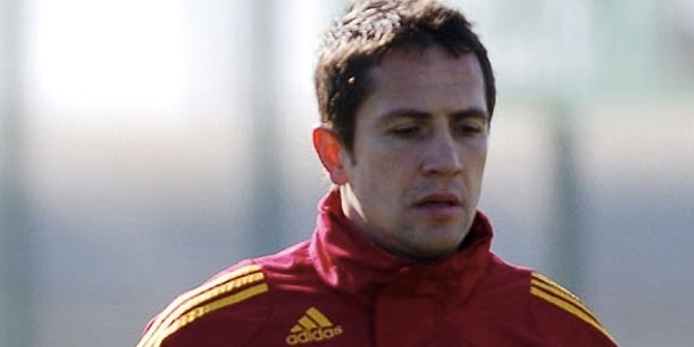 Emre Aşık hastanelik oldu