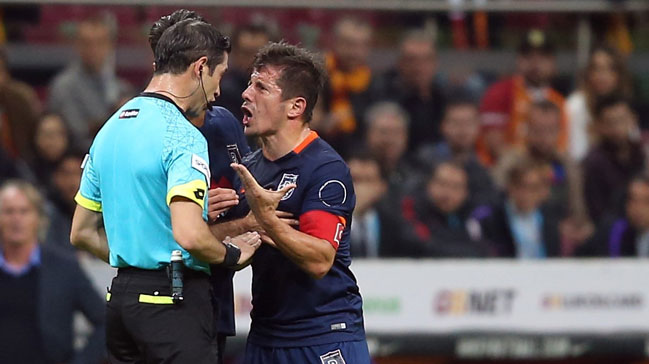 Emre Belözoğlu: 20 yaşımda onunla alay ederdim ama...