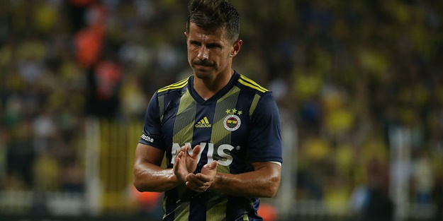 Emre Belözoğlu futbola veda etti!