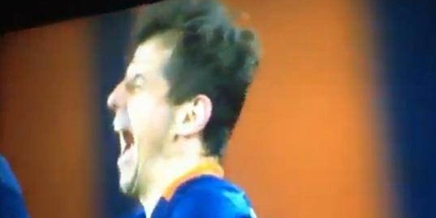 Emre Belözoğlu, Galatasaraylıları çıldırttı