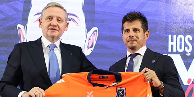 Emre Belözoğlu gümbür gümbür geliyor!