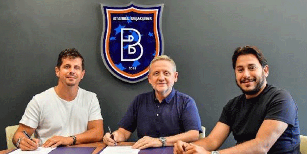 Belözoğlu iki yıl daha Başakşehir'de