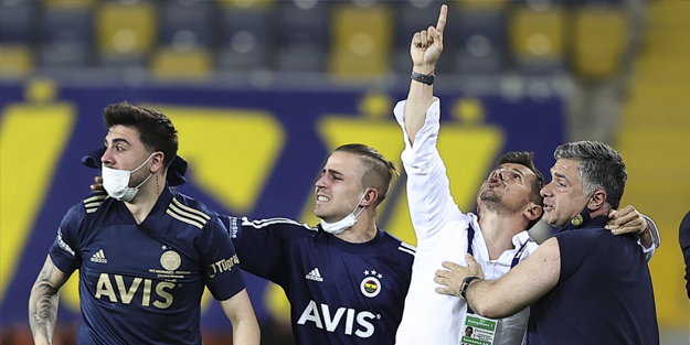 Emre Belözoğlu ile devam edilecek mi? Ali Koç'tan olay açıklama