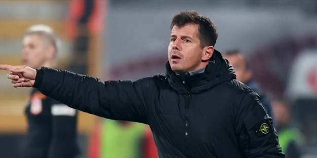 Emre Belözoğlu'ndan ses getirecek dikkat çeken kavga cevabı! Kadro dışı kalan iki isim…