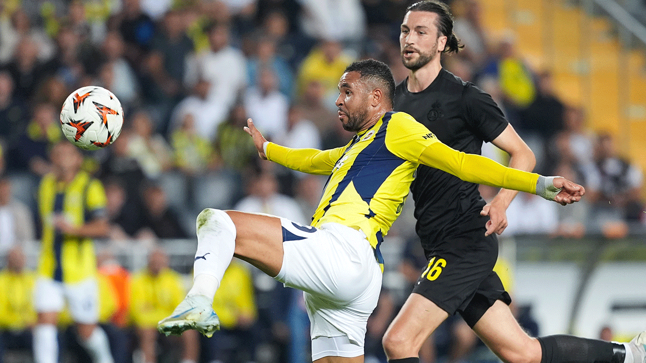 Emre Belözoğlu’nun sözleri sosyal medyayı salladı! “En-Nesyri’yi Osimhen’e benzetiyorum”