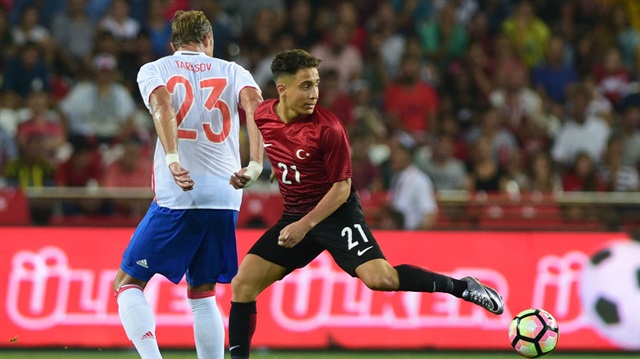 Emre bıraktığı yerden devam ediyor