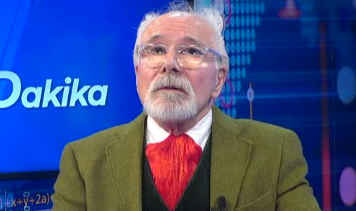 Emre Kongar'dan İhsan Şenocak'a büyük edepsizlik! Haddini bil ihtiyar