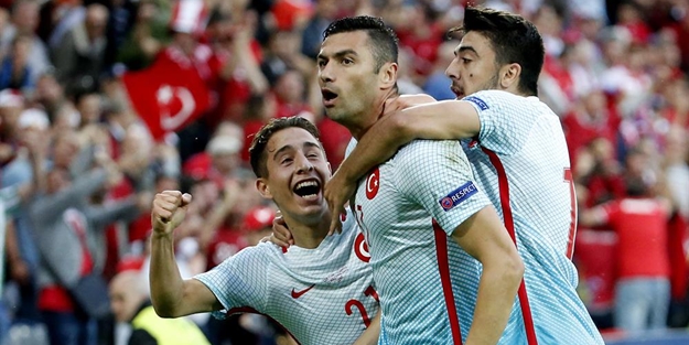 Emre Mor milli takımı böyle anlattı: Vahşice çılgınca...