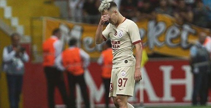 Emre taraftardan özür diledi