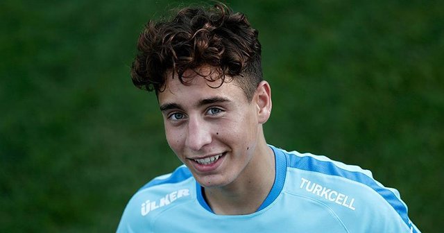 Emre UEFA'nın genç yetenekler 11'inde