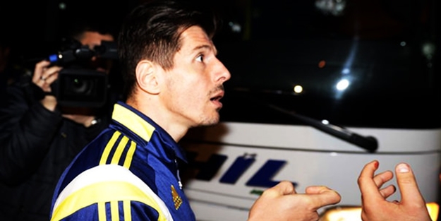 Emre'den şok hareket ağır küfür!../VİDEO