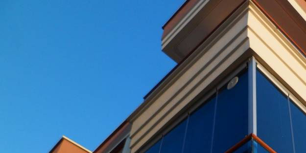 Emsal karar milyonlarca insanı ilgilendiriyor: Cam balkon yaptıranlar dikkat!