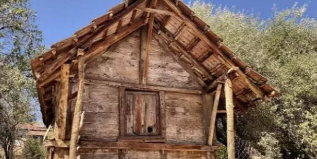 En az 300 yıllık 1737 tahıl ambarı ile arı sereni belgelendi