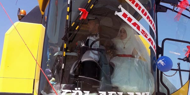 En büyük hayali gerçek oldu! Biçerdöveri gelin arabası yaptı