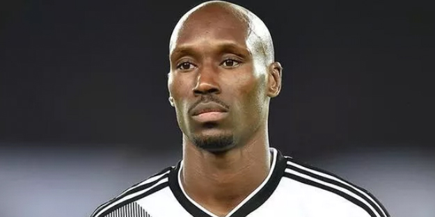 En doğrusunu yaptın Atiba! Beklenen kararı açıkladı... Sebebi şok etti