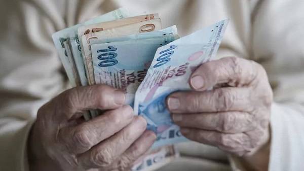 En düşük emekli maaşı ne kadar oldu? 2022 emekli maaşı ne kadar güncel