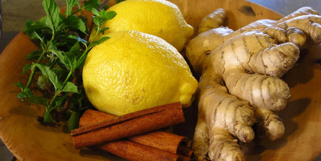 En hızlı yağ yakan su tarifi: Yağ yakan detoks suyu, göbek eriten kolay tarif