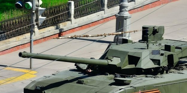 En modern dev Rus tankı 1 düzine üretti: İki yıl yok! Armata muharebe sahasına sessiz sedasız erken veda etti