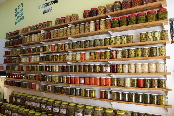 En sağlıklı turşu hangisi? Ev yapımı mı hazır turşu mu?