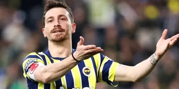 Endişelendiren adımı atmıştı! Şimdi ise yalakalığın zirvesine çıktı! Hey gidi Mert Hakan Yandaş hey...